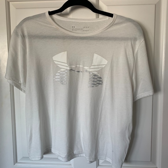 Under Armour Crop Top - Picture 1 of 2